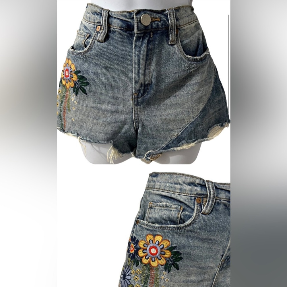 Blank NYC Womens The Barrow Floral Embroidered Denim Shorts Distressed Raw Hem S